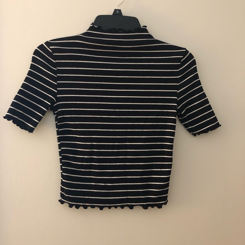 Striped Lettuce Edge Top 🦓
